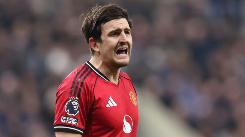 开云登录入口地址-马奎尔梦回巅峰：曼联3-1力克维拉，世界杯门票还有戏？